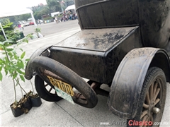 Salón Retromobile FMAAC México 2016 - 1917 Ford T Coupe Rumble Seat