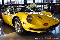 1972 Ferrari Dino 246 GT Motor V6 de 2400cc 275hp