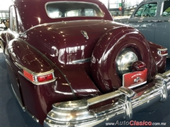 Salón Retromobile FMAAC México 2015 - Lincoln Continental 1947