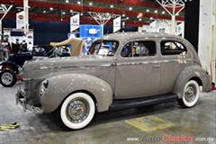 1940 Ford Two Doors Deluxe