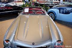 1960 Mercedes Benz 300SL. Motor 6L de 3,000cc que desarrolla 215hp