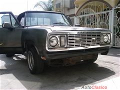 Dodge Pick up Custon 100 Año 1977