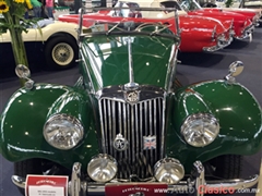 Salón Retromobile FMAAC México 2015 - MG TF 1955