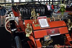 1903 Ford A 2 cilindros opuestos de 100 pulgadas cúbicas de 8hp. Primer modelo fabricado por Ford. Velocidad máxima de 30mph. Se produjeron 607 unidades.