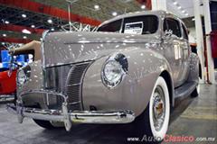 1940 Ford Two Doors Deluxe