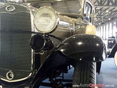 Salón Retromobile FMAAC México 2015 - Ford A Sedan 1931