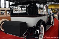 1928 Packard 826, 8 cilindros en línea de 321ci con 100hp