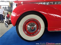 Salón Retromobile FMAAC México 2016 - 1940 Packard Convertible