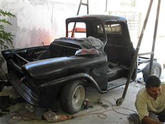 RESTAURACION DE APACHE 58 HOT ROD - ARMADO DE CARROCERIA