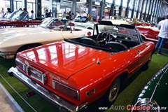 Alfa Romeo 1974 2000 Spider Iniezione. Motor 4L de 2,000cc que desarrolla 129hp