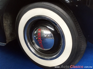 Salón Retromobile FMAAC México 2016 - 1949 Dodge Wayfarer | 