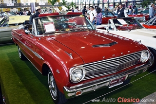 Retromobile 2018 - Event Images - Part XII | 1963 Ford Falcon Futura. Motor V8 de 260ci que desarrolla 102hp