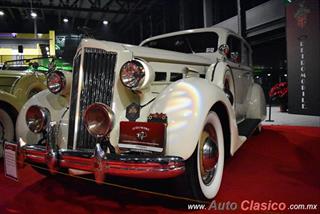 Retromobile 2017 - 1937 Packard Sedan | 1937 Packard Sedan, 8 cilindros en línea de 282ci con 120hp
