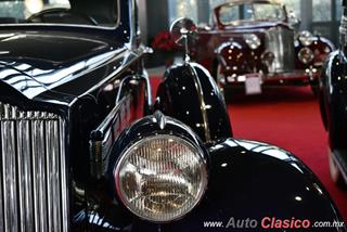 Retromobile 2017 - 1937 Packard Super Eight | 1937 Packard Super Eight 8 cilindros en línea de 320ci con 135hp