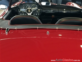 Salón Retromobile FMAAC México 2015 - Alfa Romeo Touring Spider 1960 | 