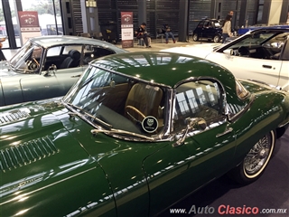 Salón Retromobile FMAAC México 2015 - Jaguar E Type Roadster 1965 | 