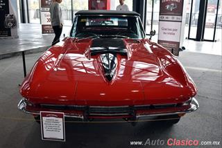 Retromobile 2017 - Imágenes del Evento - Parte V | 1967 Chevrolet Corvette Stingray V8 de 427pc con 435hp