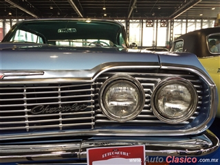 Salón Retromobile FMAAC México 2016 - Event Images - Part VIII | 1964 Chevrolet Impala