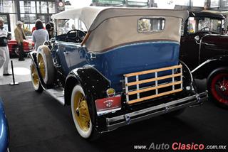 Retromobile 2017 - Event Images - Part I | 1930 Ford A Phaeton Deluxe 4 cilindros en línea de 40hp