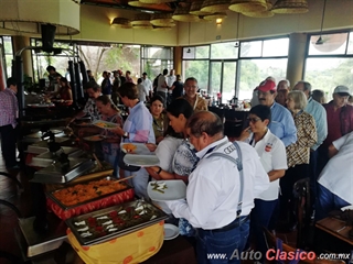 Puebla Classic Tour 2019 - Paste stickers and food in Africam Safari | 