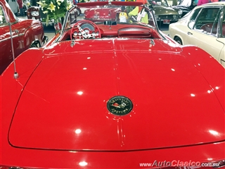 Salón Retromobile FMAAC México 2015 - Chevrolet Corvette 1962 | 