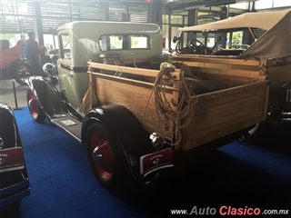 Salón Retromobile FMAAC México 2016 - Event Images - Part I | 1932 Chevrolet Pickup Modelo Tam
