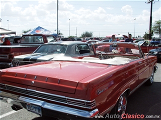 14ava Exhibición Autos Clásicos y Antiguos Reynosa - Imágenes del Evento - Parte III | 1965 Mercury Comet Convertible