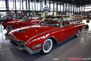 Salón Retromobile 2019 "Clásicos Deportivos de 2 Plazas" - Imágenes del Evento Parte VII | 1962 Ford Thunderbird Motor V8 390ci 340hp