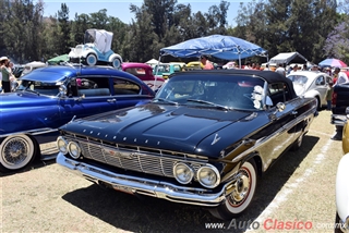 11o Encuentro Nacional de Autos Antiguos Atotonilco - Imágenes del Evento - Parte VII | 1961 Chevrolet Convertible