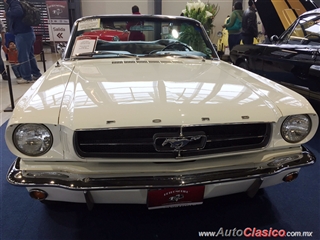 Salón Retromobile FMAAC México 2015 - Ford Mustang Convertible 1965 | 