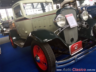 Salón Retromobile FMAAC México 2016 - Imágenes del Evento - Parte I | 1932 Chevrolet Pickup Modelo Tam