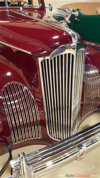 Dick's Classic Garage | 1941 Packard 110 Series 1900
