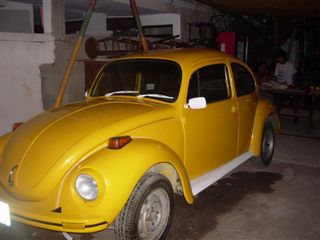 VW Super Beetle 70 -- Renato Hdez | 
