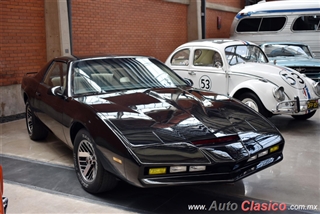 Museo Temporal del Auto Antiguo Aguascalientes - Imágenes del Evento - Parte II | 1986 Pontiac Firebird Coupe