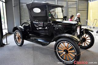 Retromobile 2017 - Event Images - Part VII | 1925 Ford T Runabout, 4 cilindros en línea de 177ci con 20hp