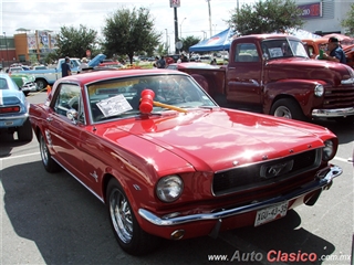 14ava Exhibición Autos Clásicos y Antiguos Reynosa - Imágenes del Evento - Parte II | 1966 Ford Mustang