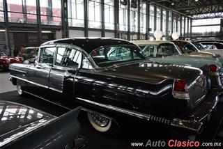 Retromobile 2017 - Imágenes del Evento - Parte III | 1956 Cadillac Sixty Special V8 365pc de 285hp