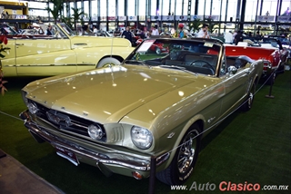 Retromobile 2018 - Event Images - Part XIII | 1965 Ford Mustang. Motor V8 de 289ci que desarrolla 200hp