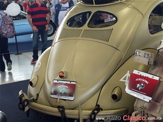 Salón Retromobile FMAAC México 2015 - VW Sedan 1944 | 