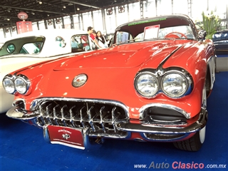 Salón Retromobile FMAAC México 2016 - Event Images - Part VIII | 1958 Chevrolet Corvette