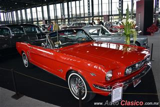 Retromobile 2017 - Imágenes del Evento - Parte III | 1965 Ford Mustang Convertible V8 289pc de 225hp