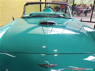 Salón Retromobile FMAAC México 2015 - Ford Thunderbird 1956 | 