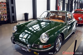 Salón Retromobile 2019 "Clásicos Deportivos de 2 Plazas" - Imágenes del Evento Parte I | 1966 Porsche 912