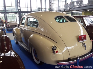 Salón Retromobile FMAAC México 2016 - Imágenes del Evento - Parte VII | 1939 Mercury 91A