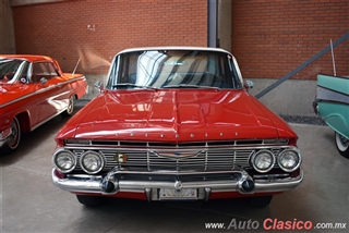 Museo Temporal del Auto Antiguo Aguascalientes - Imágenes del Evento - Parte I | 1961 Chevrolet Impala Sedan Four Doors