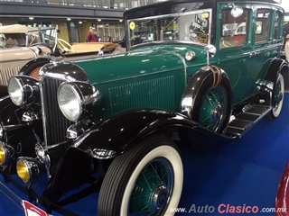 Salón Retromobile FMAAC México 2016 - Imágenes del Evento - Parte I | 1931 Chrysler