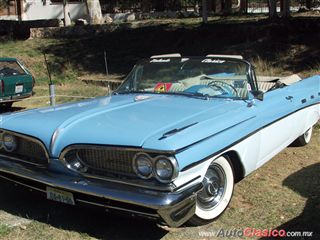 9o Aniversario Encuentro Nacional de Autos Antiguos - Pontiac Catalina 1959 | 
