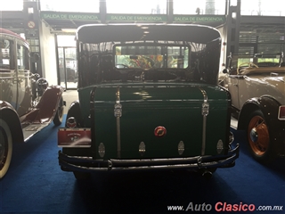 Salón Retromobile FMAAC México 2016 - Event Images - Part I | 1931 Chrysler