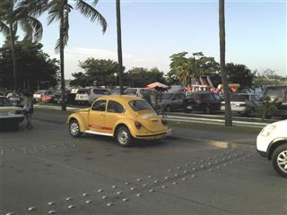 VW Super Beetle 70 -- Renato Hdez | 