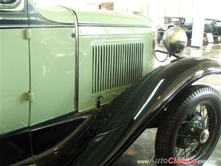1930 Ford A 4 Doors | 